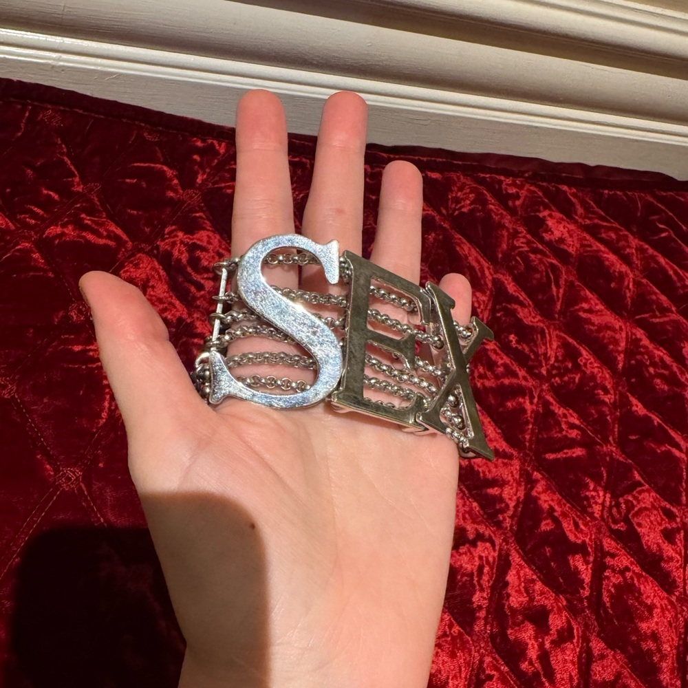Vivienne Westwood SEX Necklace RARE - Picture 2 of 5